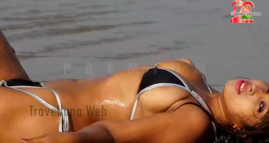 Neelam Singha Showing Deep Cleavage & Figure Nude Photoshoot